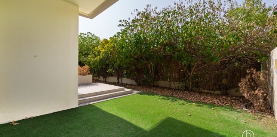 Vila di Dubai Hills Estate, UAE 5 bilik tidur, 254 meter persegi № 758114