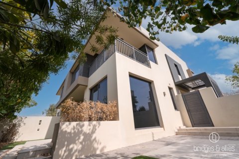 Vila di Dubai Hills Estate, UAE 5 bilik tidur, 254 meter persegi № 758114 - foto 9