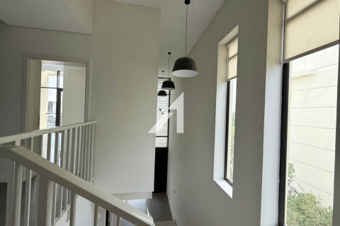 Villa te huur in DAMAC Hills (Akoya by DAMAC), Dubai, VAE 3 slaapkamers, 324 vr.m., nr 699253 - foto 8