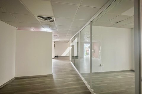 Зняти в оренду офіс в Sheikh Zayed Road, Дубай, ОАЕ 179м2, № 699254 - фото 2