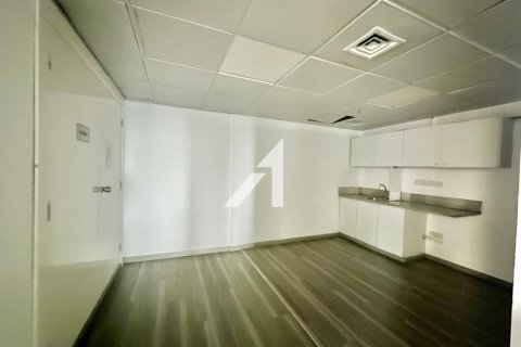 Зняти в оренду офіс в Sheikh Zayed Road, Дубай, ОАЕ 179м2, № 699254 - фото 13