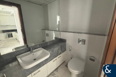 Снять в аренду квартиру в Бизнес-Бэй, Дубай, ОАЭ 2 спальни, 128м2, № 698502 - фото 7