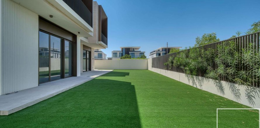Huvila Dubai Hills Estate, Arabiemiraatit 5 makuuhuonetta, 659.98 m2 № 747126