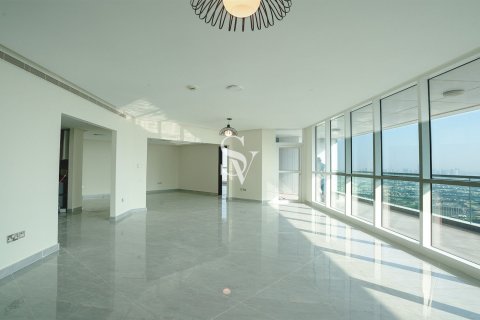 Huoneisto 23 MARINA TOWER Dubai Marina, Arabiemiraatit 3 makuuhuonetta, 277 m2 № 677296 - kuva 2