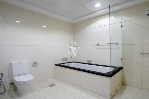 Huoneisto 23 MARINA TOWER Dubai Marina, Arabiemiraatit 3 makuuhuonetta, 277 m2 № 677296 - kuva 7