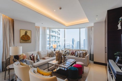 Apartament në Downtown Dubai (Downtown Burj Dubai), Dubai, Emiratet e Bashkuara Arabe 4 dhoma gjumi, 235.79 m2. № 756993 - Foto 5