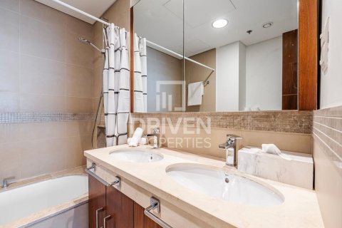 Huoneisto Downtown Dubai (Downtown Burj Dubai), Dubai, Arabiemiraatit 2 makuuhuonetta, 129.32 m2 № 756992 - kuva 6