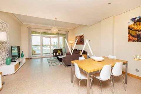 Apartament në Palm Jumeirah, Dubai, Emiratet e Bashkuara Arabe 3 dhoma gjumi, 209.58 m2. № 637631 - Foto 2