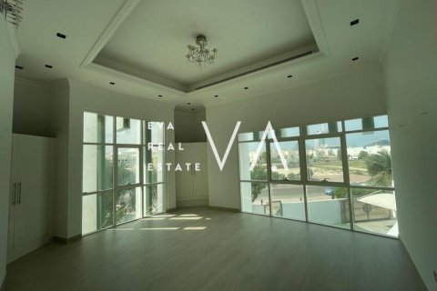 Jumeirah, Dubai, UAE의 임대용 빌라 침실 6개, 958.45제곱미터 번호 637636 - 사진 11