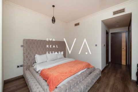 Jumeirah Beach Residence, Dubai, UAE의 임대용 아파트 침실 2개, 136.19제곱미터 번호 637635 - 사진 16