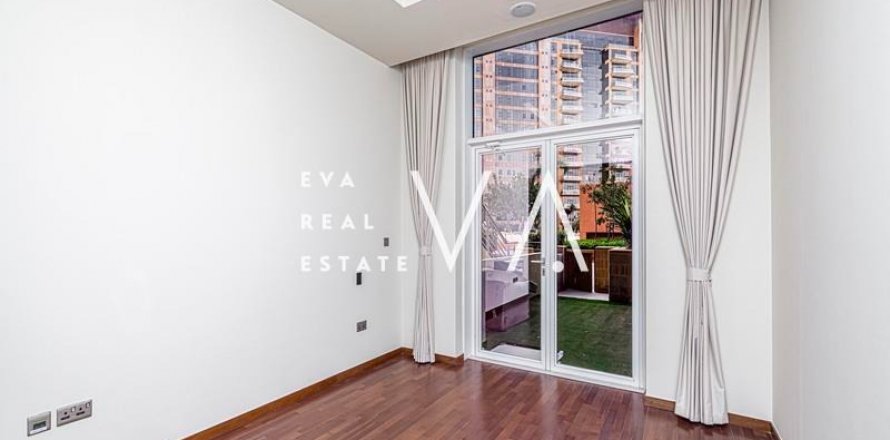Apartament në Palm Jumeirah, Dubai, Emiratet e Bashkuara Arabe 1 dhomë gjumi, 143 m2. № 637634