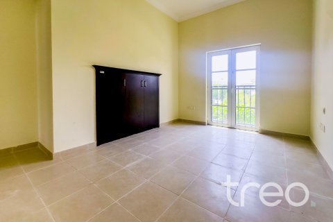 Villa The Villa, Dubaijā, AAE 4 istabas, 640.1 m2 Nr. 761405 - attēls 15