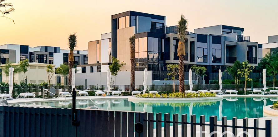 Townhouse di Mudon, Dubai, UEA 4 kamar tidur, 279.17 m2 nomor 761403