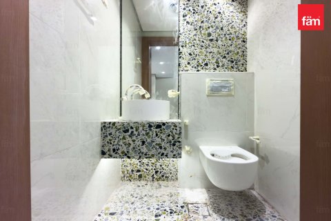 Apartmen di Dubai, UAE 1 bilik tidur, 79.3 meter persegi № 699829 - foto 6