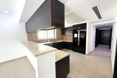 Vila v Jumeirah Park, Dubai, SAE 3 ložnice, 328 m² Č.: 613012 - fotografie 15