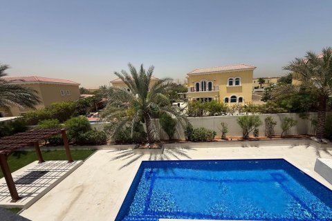 Vila v Jumeirah Park, Dubai, SAE 3 ložnice, 328 m² Č.: 613012 - fotografie 1