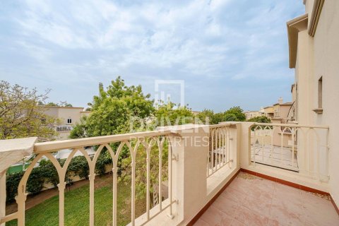 Villa in The Springs, Dubai, UAE 3 bedrooms, 377 sq.m. № 746406 - photo 3
