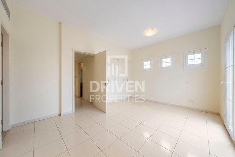 Villa in The Springs, Dubai, UAE 3 bedrooms, 377 sq.m. № 746406 - photo 11