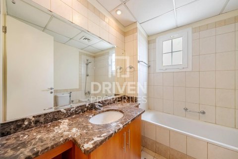 Villa in The Springs, Dubai, UAE 3 bedrooms, 377 sq.m. № 746406 - photo 17
