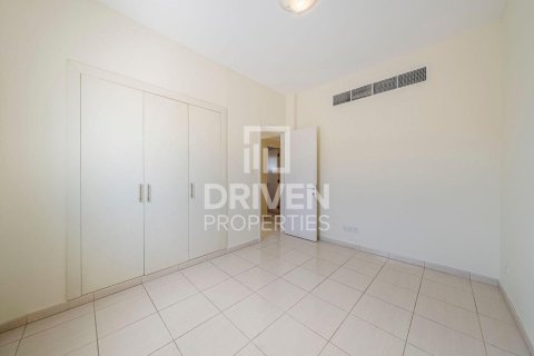 Villa in The Springs, Dubai, UAE 3 bedrooms, 377 sq.m. № 746406 - photo 8
