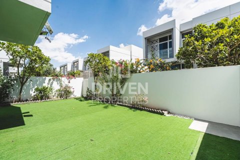 Maison de ville à louer à Mudon, Dubai, EAU 3 chambres, 263.94 m2 № 746408 - photo 2