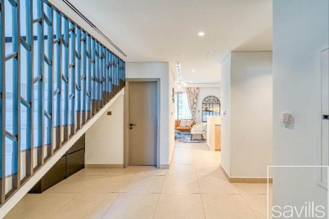 Kaupunkipientalo Tilal Al Ghaf, Dubai, Arabiemiraatit 3 makuuhuonetta, 142 m2 № 680713 - kuva 9