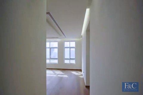 Villa te huur in Umm Suqeim, Dubai, VAE 7 slaapkamers, 892 vr.m., nr 704708 - foto 18