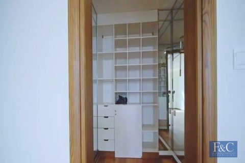 Villa te huur in Umm Suqeim, Dubai, VAE 7 slaapkamers, 892 vr.m., nr 704708 - foto 21