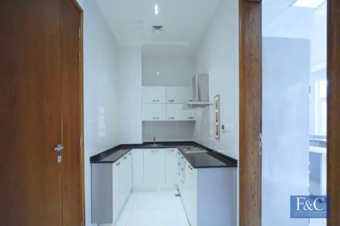Villa te huur in Umm Suqeim, Dubai, VAE 7 slaapkamers, 892 vr.m., nr 704708 - foto 8