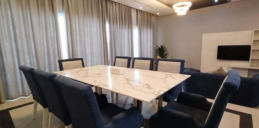 Maison de ville à Al Hamra Village, Ras Al Khaimah, EAU: 3 chambres, 260 m2 № 656241