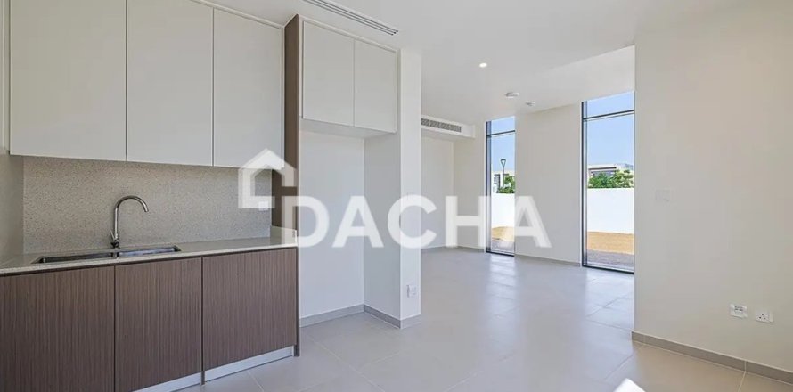 Rumah bandar di Dubai South (Dubai World Central), Dubai, UAE 4 bilik tidur, 226 meter persegi № 711947