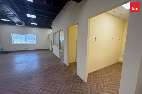 Tindahan sa Al Furjan, Dubai, UAE 225.5 sq.m. № 740307 - larawan 6
