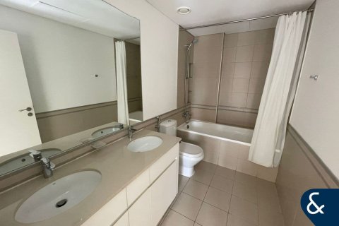 Apartmen di Town Square, Dubai, UAE 3 bilik tidur, 223 meter persegi № 668083 - foto 10