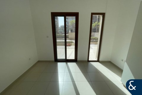 Apartmen di Town Square, Dubai, UAE 3 bilik tidur, 223 meter persegi № 668083 - foto 11