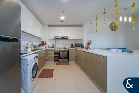 Apartment til leje i Jumeirah Golf Estates, Dubai, UAE 2 soveværelser, 133 kvm № 668082 - foto 6