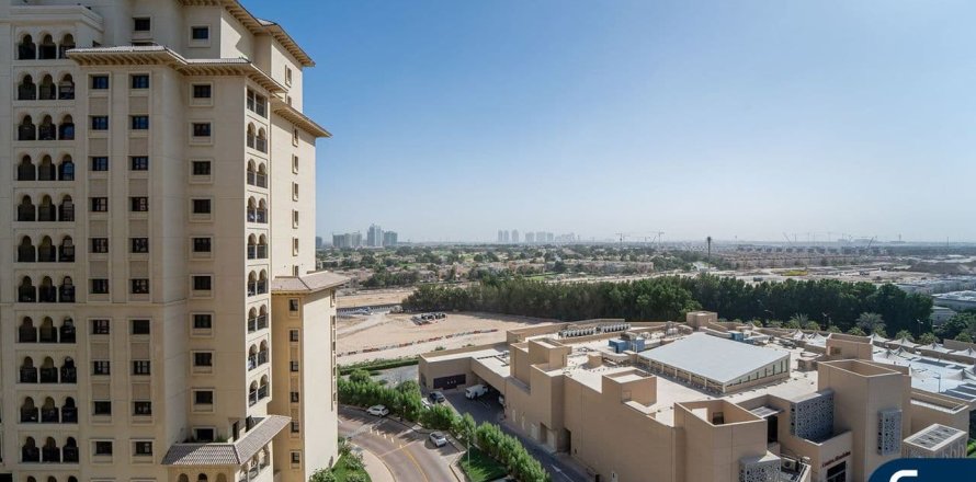 Byt v Jumeirah Golf Estates, Dubai, SAE 2 ložnice, 133 m² Č.: 668082