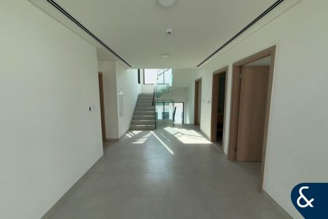 Villa en alquiler en Arabian Ranches 3, Dubai, EAU 4 dormitorios, 459 m2 № 668168 - foto 11