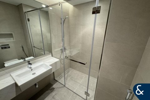 Apartment in Al Wasl, Dubai, UAE 2 bedrooms, 125 sq.m. № 668084 - photo 13