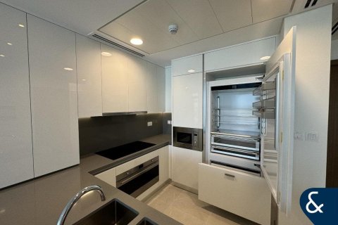 Apartment in Al Wasl, Dubai, UAE 2 bedrooms, 125 sq.m. № 668084 - photo 3