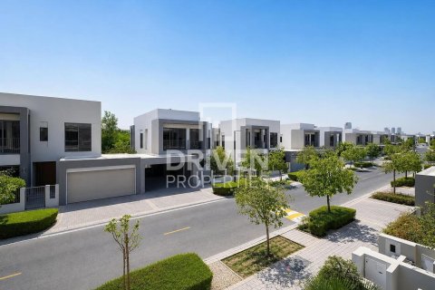 Βίλα σε Dubai Hills Estate, Dubai, ΗΑΕ 4 υπνοδωμάτια, 412.12 τ.μ. Αρ. 768367 - φωτογραφία 28