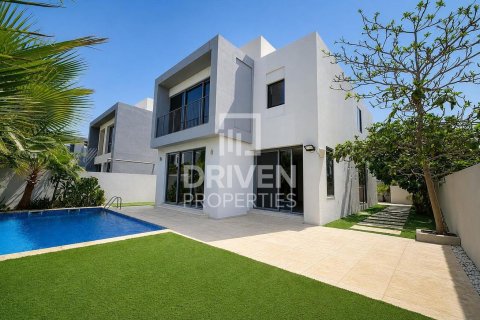 Βίλα σε Dubai Hills Estate, Dubai, ΗΑΕ 4 υπνοδωμάτια, 412.12 τ.μ. Αρ. 768367 - φωτογραφία 1