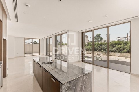 Villa te huur in Dubai Hills Estate, Dubai, VAE 5 slaapkamers, 731.43 vr.m., nr 768365 - foto 3