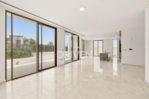 Villa itt: Dubai Hills Estate, EAE, 5 hálószoba, 659.98 m², azonosító: 768364 - fénykép 3