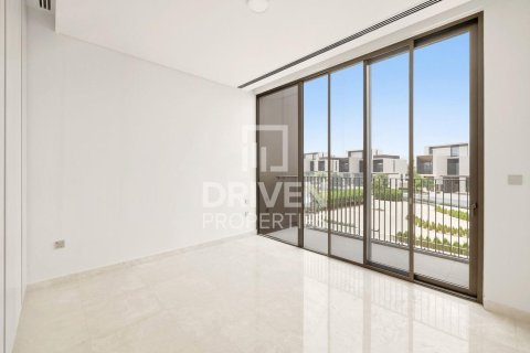Villa itt: Dubai Hills Estate, EAE, 5 hálószoba, 659.98 m², azonosító: 768364 - fénykép 16