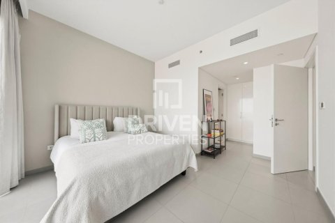 Lägenhet till försäljning i Zabeel, Dubai, UAE 2 sovrum, 108.42 kvm Nr. 758997 - fotografi 10
