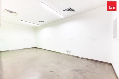 Office in Sheikh Zayed Road, Dubai, UAE 253 sq.m. № 711458 - photo 17