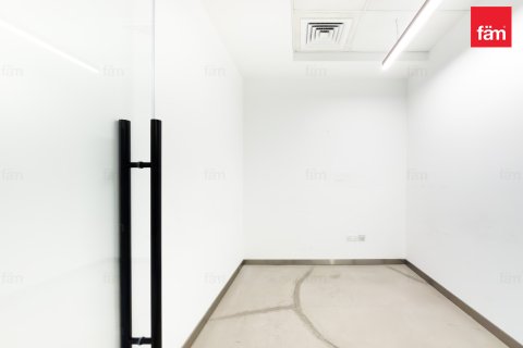 Office in Sheikh Zayed Road, Dubai, UAE 253 sq.m. № 711458 - photo 4