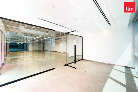 Office in Sheikh Zayed Road, Dubai, UAE 253 sq.m. № 711458 - photo 25