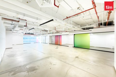 Office in Sheikh Zayed Road, Dubai, UAE 253 sq.m. № 711458 - photo 20