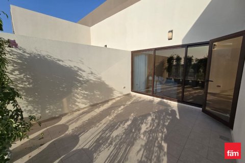 Radový dom v Dubai, SAE 4 spálne, 192.5 m2 č. 659087 - Fotografia 12